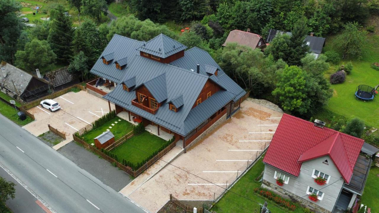 Apartmany Jezerne Velké Karlovice Exteriör bild
