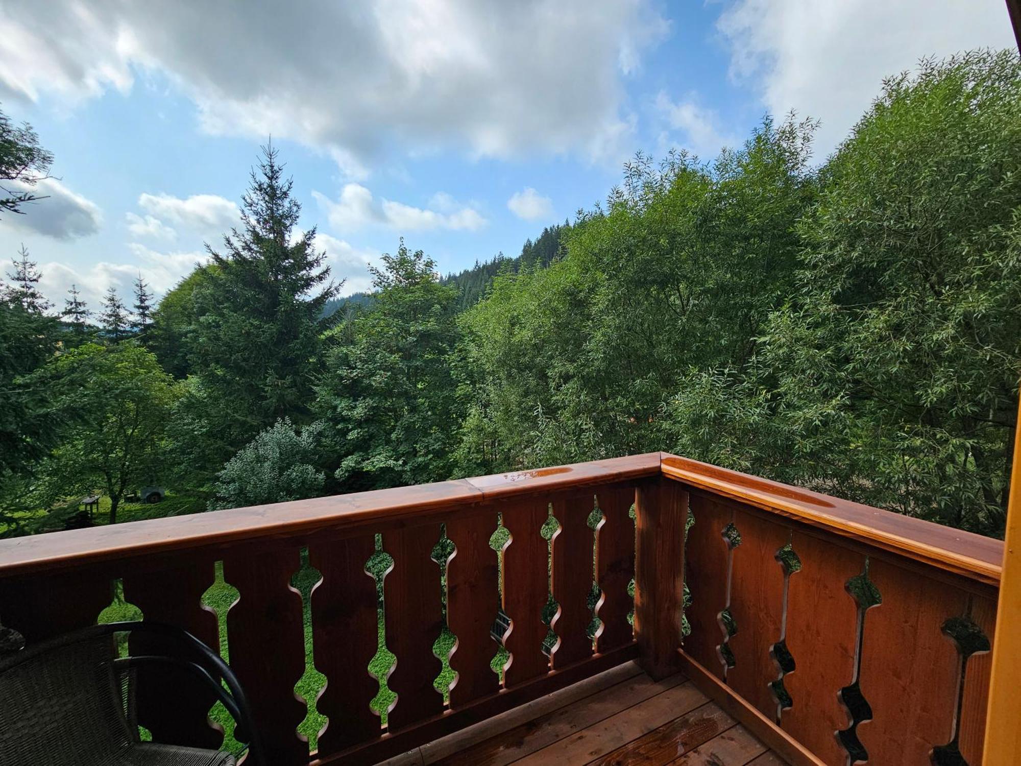 Apartmany Jezerne Velké Karlovice Exteriör bild