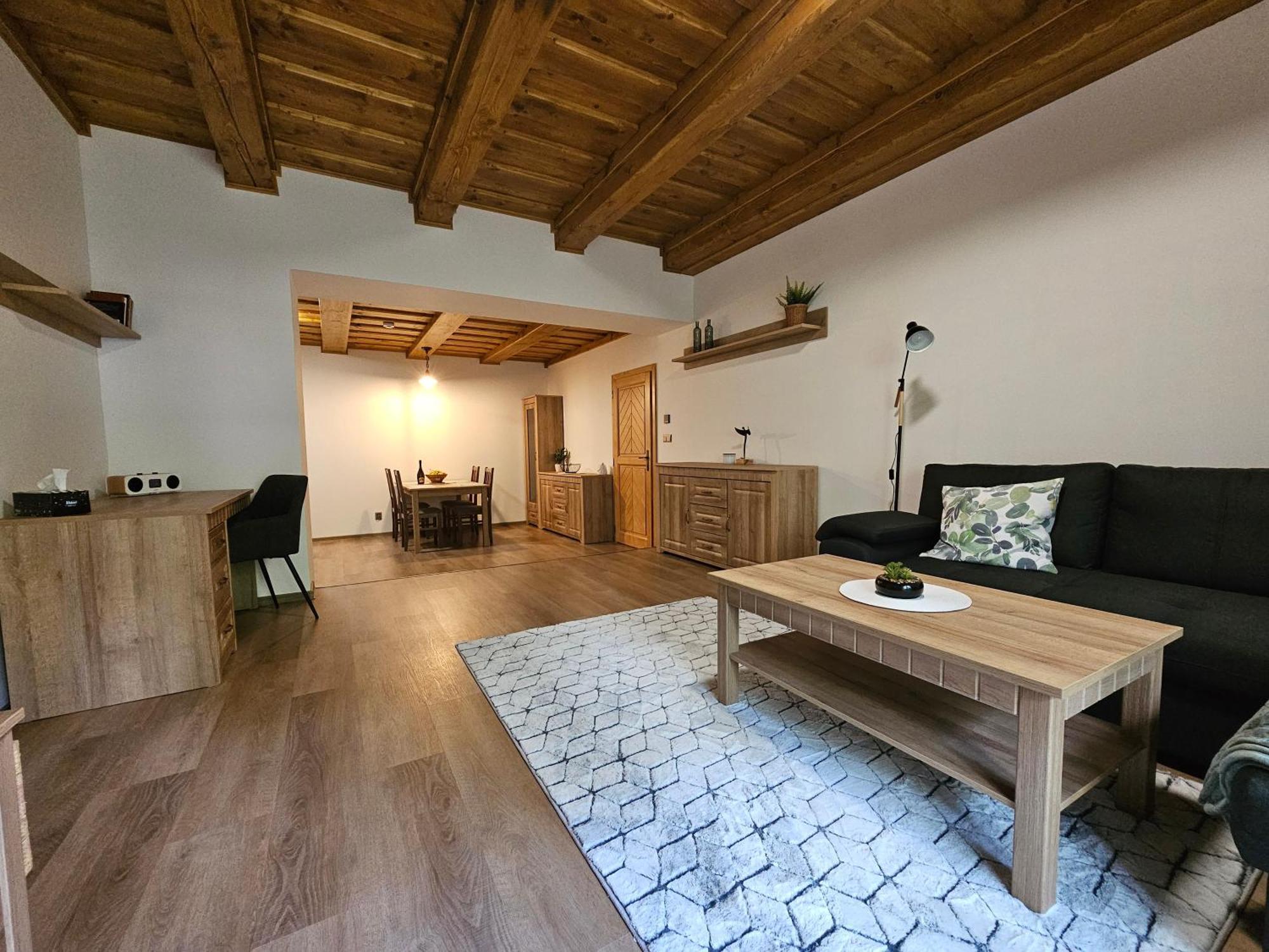 Apartmany Jezerne Velké Karlovice Exteriör bild